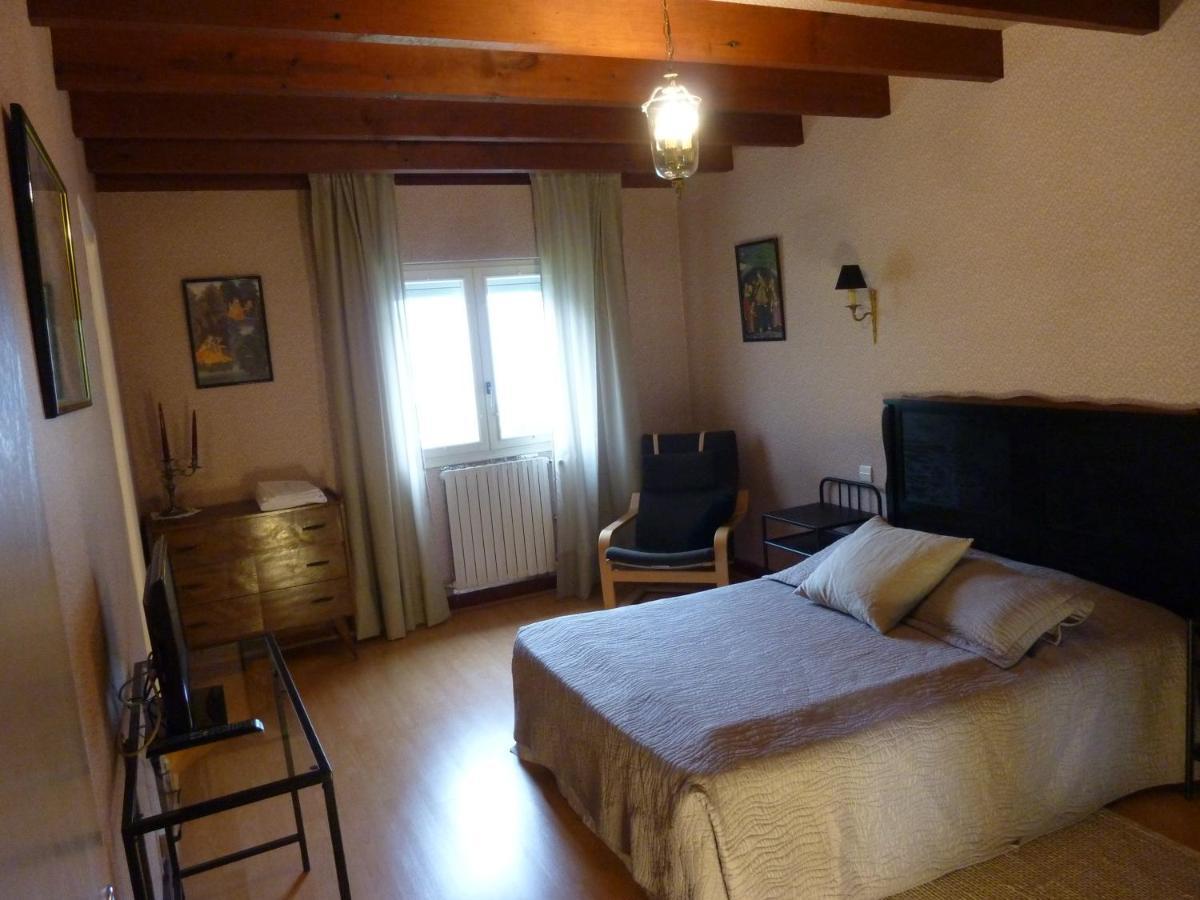 Les Millepertuis Villa Luz-Saint-Sauveur Buitenkant foto