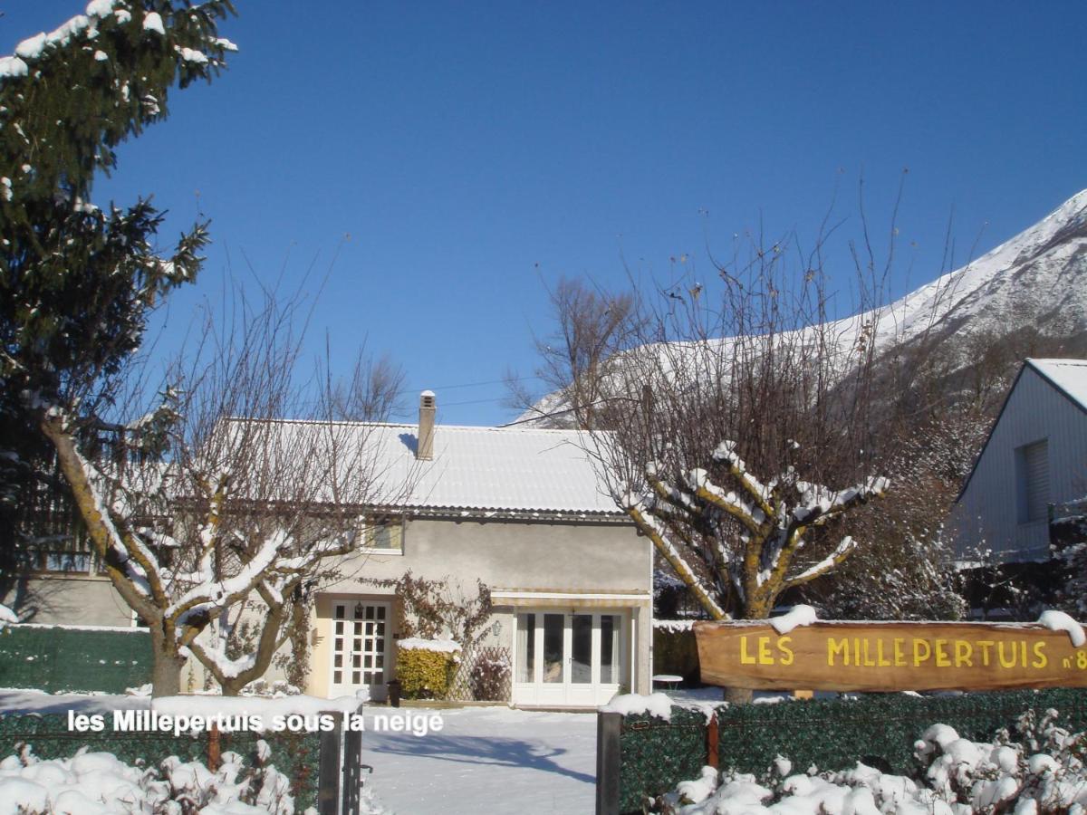 Les Millepertuis Villa Luz-Saint-Sauveur Buitenkant foto